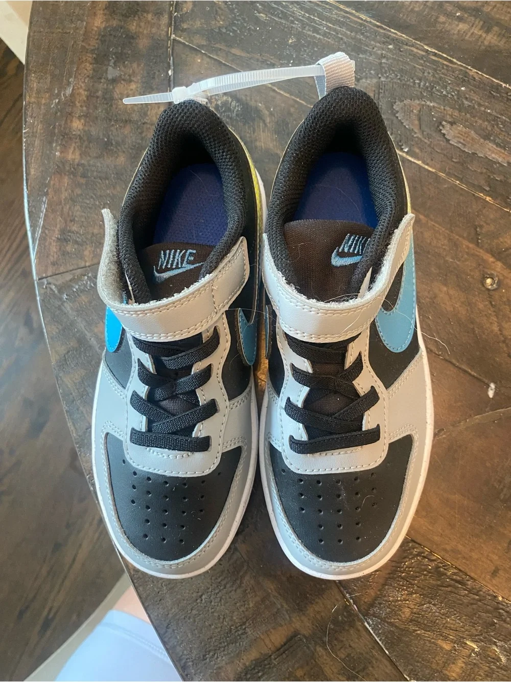 Nike Kids' Low-Top Sneakers in Black, White & Light Blue